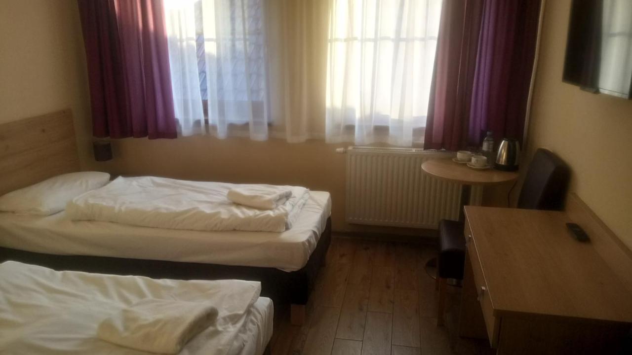 Magnolia- Pokoje Goscinne Zgorzelec Kültér fotó